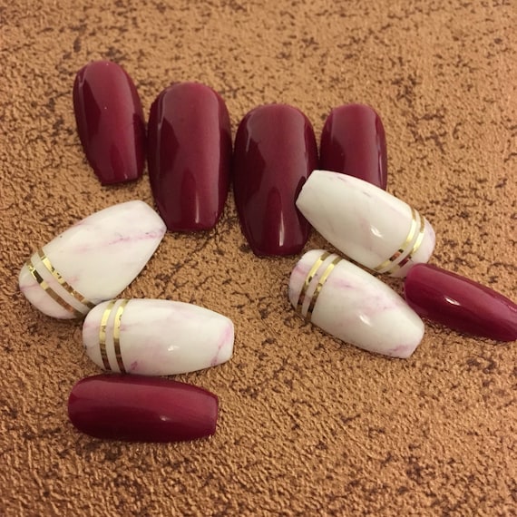 Bourgogne \u0026 marbre presse sur faux ongles