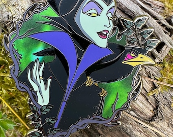 Maleficent and Diablo Pin - Disney Fantasy Pin - Sleeping Beauty Pin