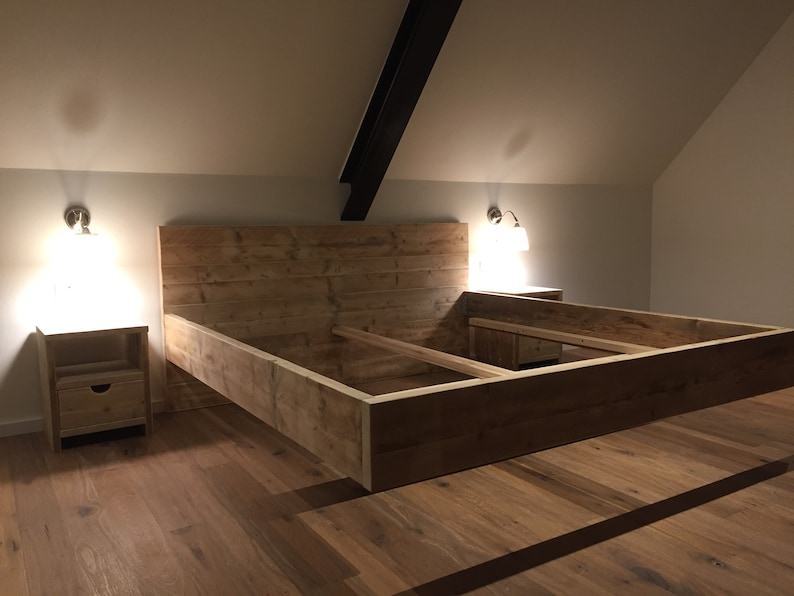 Bauholz Bett schwebend mit geradem Kopfteil recycelt | Etsy