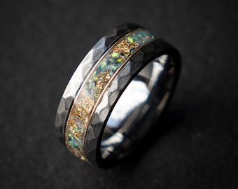 Anillo de meteorito martillado con ópalo y hoja de oro pulido, anillo de meteorito para hombre, anillo de aniversario, anillo de tungsteno, anillo de ópalo dorado, anillo de tungsteno para hombre