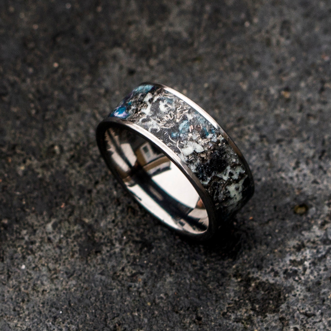 The Titan Ring - Black Ceramic Glow Ring – TheWoodsphere