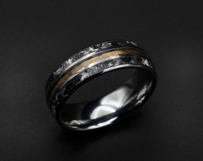 Real handmade gibeon meteorite ring with 22krt goldwire, Glow in the dark ring, triple tungsten inlay ring, mens wedding band, gift for him.