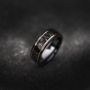 Custom Mens meteorite ring, handmade jewelry, Gibeon meteorite, ceramic wedding band, mens wedding band, unique ring | Decazi