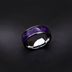 Amethyst Glowstone ring, Mens tungsten ring, healing jewelry, Healing crystal ring, Amethyst jewelry, Purple opal ring Decazi. afbeelding 2