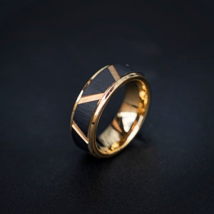 Faceted Gold Tungsten Ring with grey brushed pattern  - mens wedding band - Mens Womens Engagement, Promise Ring | Decazi