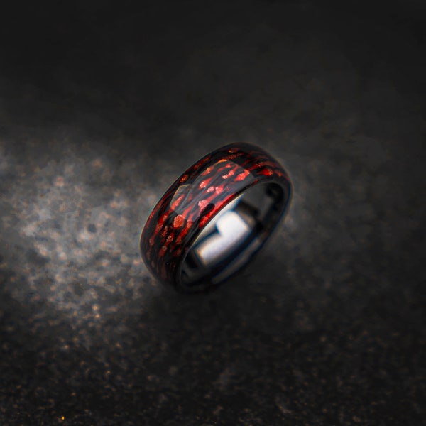 Comète de feu rouge lueur dans l'anneau de fibre de carbone noir, anneau noir, anneau de mariage de carbone, bande de mariage pour homme, anneau pour homme, Unique, spécial, | Décazi