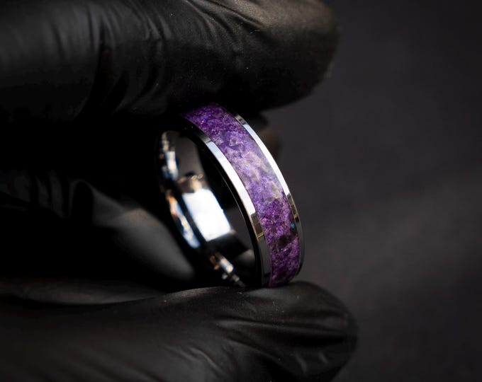 6mm Silver Tungsten Ring with Raw Amethyst Stone & Purple Inlay – Unique Amethyst Wedding Band, Purple Stone Engagement Ring, His and Hers.