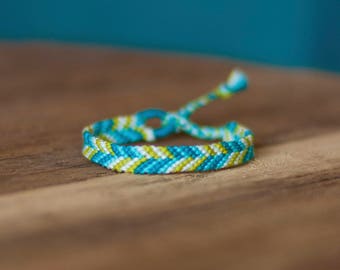 Chevron bracelet, friendship bracelet, modern hippie boho, handwoven, gift for her, multicolor macrame bracelet