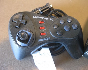 Makopad PC Video Game Controller Windows 95 98 in Box Used