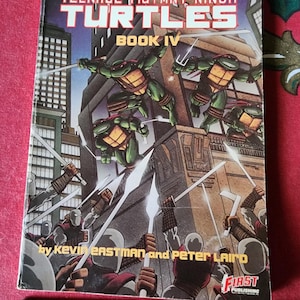 Vintage Teenage Mutant Ninja Turtles Book IV Leonardo Donatello Michelangelo Raphael Eastman Laird 1st printing 1988