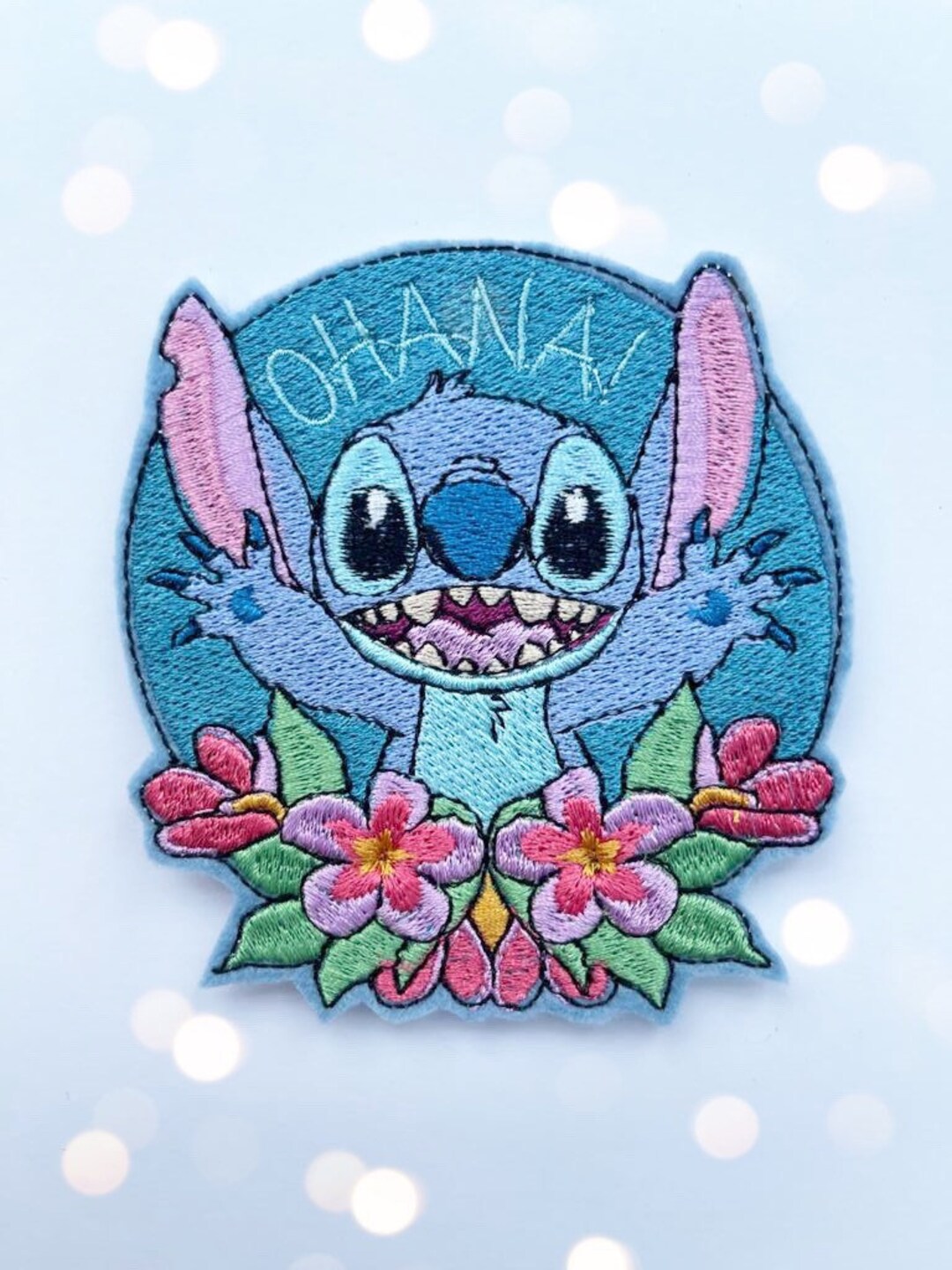LILO & STITCH in LAWN CHAIR DRINKING FRUITY BEVERAGE New DISNEY Iron On  Patch