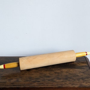 1930&#39;s rolling pin like new