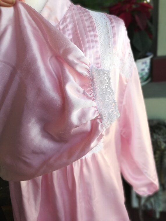 Victorian Style Vintage Nightgown Pink 