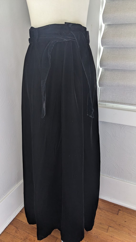 Long black velvet skirt - image 2
