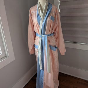 Bata vintage de mujer Fernando Sanchez en rosa y azul, talla L/XL