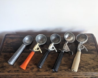 Cucharas de helado vintage (V)