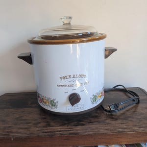 Vintage 3 1/2 liters långkokare med keramisk insats och glaslock