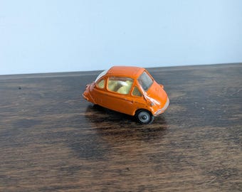 Corgi Toys #233 Heinkel, odlewany metalowy samochód wyprodukowany w Wielkiej Brytanii