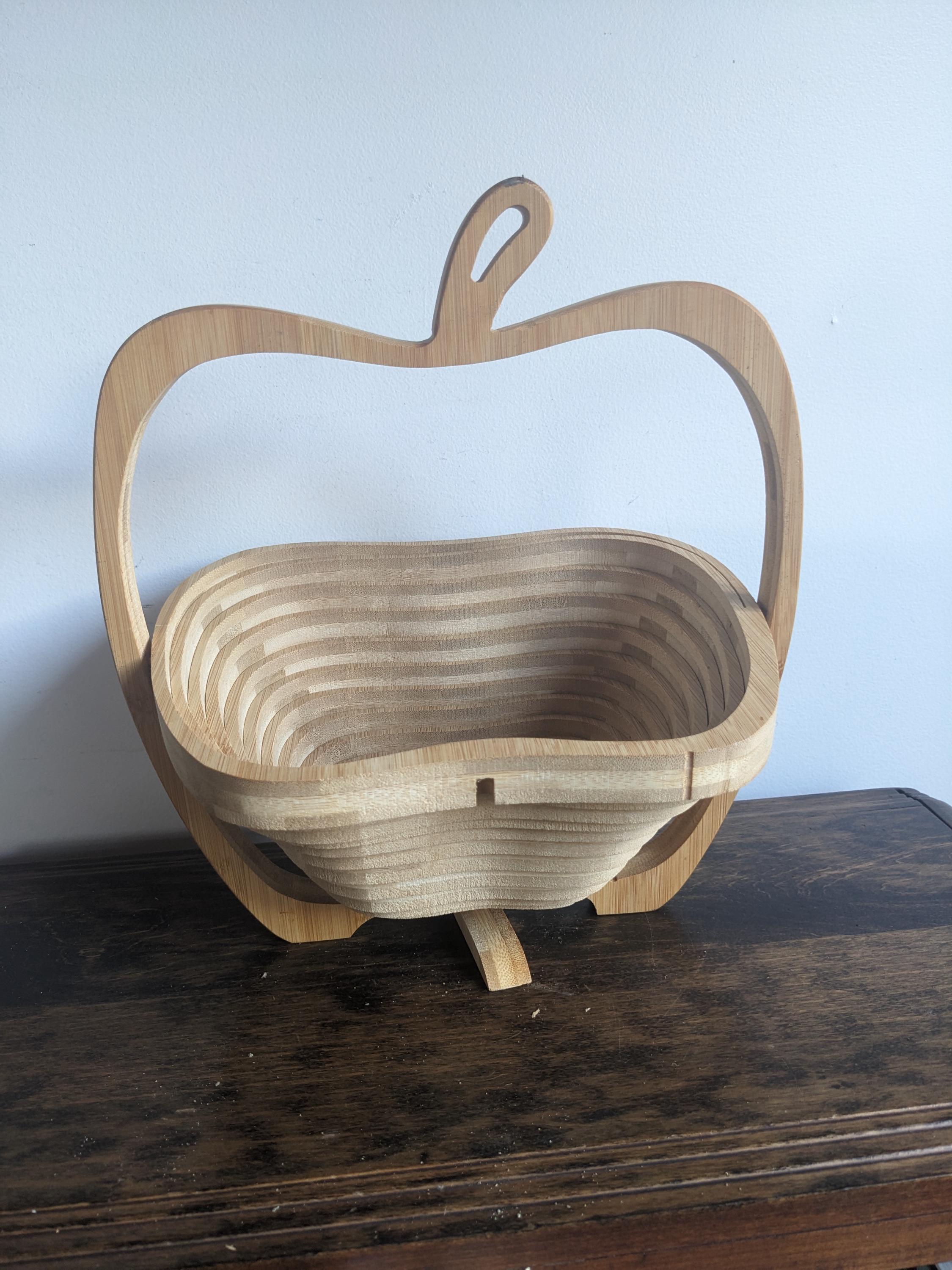 リンゴの形をした折りたたみ式の木製フルーツバスケット - Etsy 日本