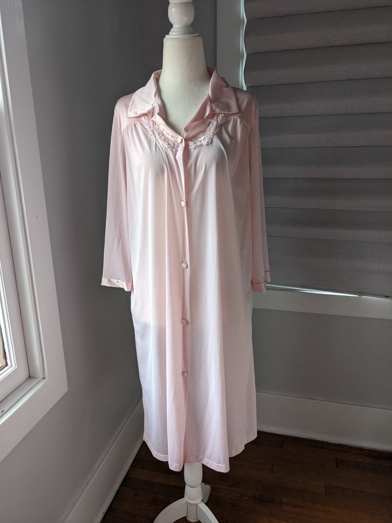 vintage Vanity Fair robe or nightgown size small/… - image 2