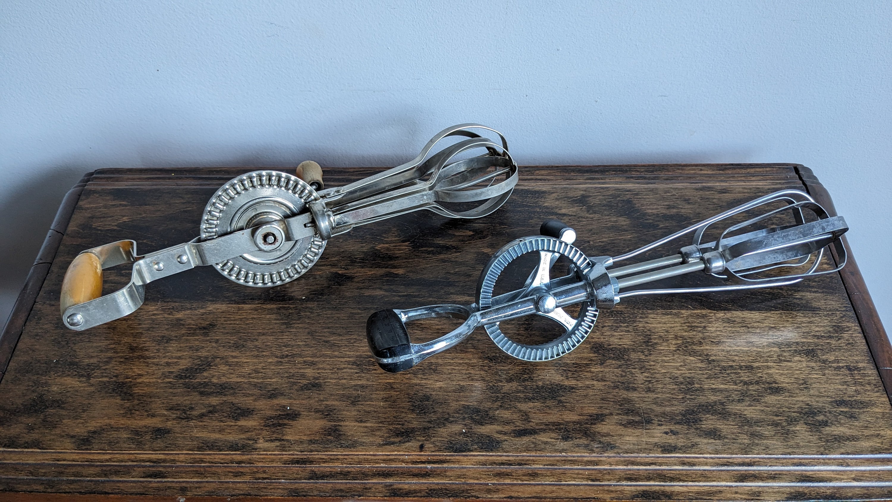 ヴィンテージハンドミキサーの選択肢 - Etsy 日本