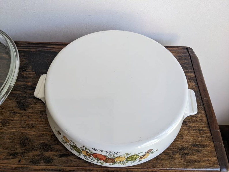 Rare Corning Ware round 8 1/2 casserole dimpled lid image 4