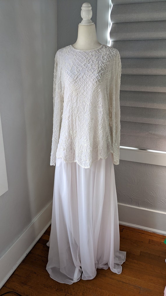 Vintage white beaded formal Gem