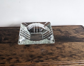 Cenicero vintage de cristal cuadrado