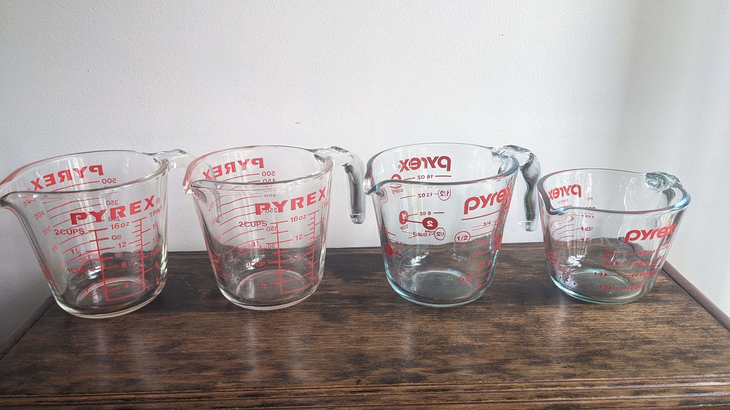 Pyrex Measuring Cups 