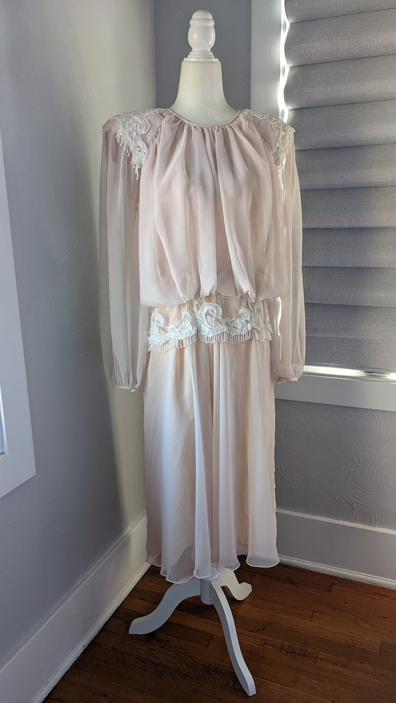 Formal fancy dress light pink