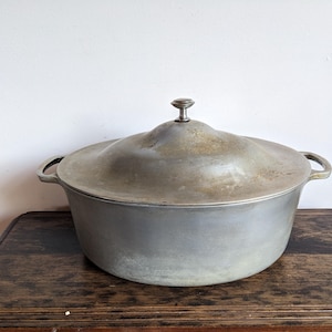 Cast aluminum Dutch oven pot, Majestic Cook-Ware