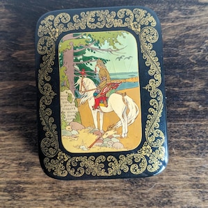 Vintage Russian lacquer jewelry trinket box