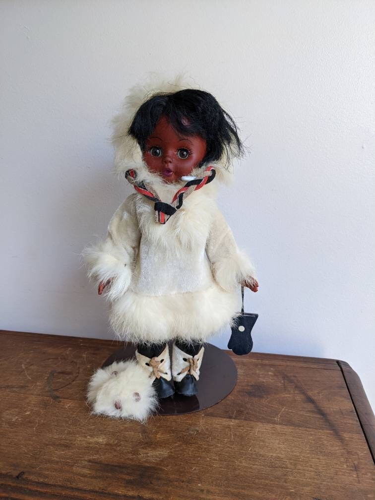 お人形　エスキモー　毛皮 アラスカのエスキモー人形 - Etsy 日本