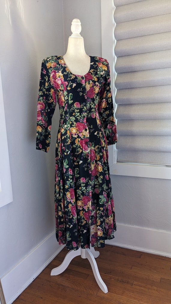 Vintage long floral rayon dress size small