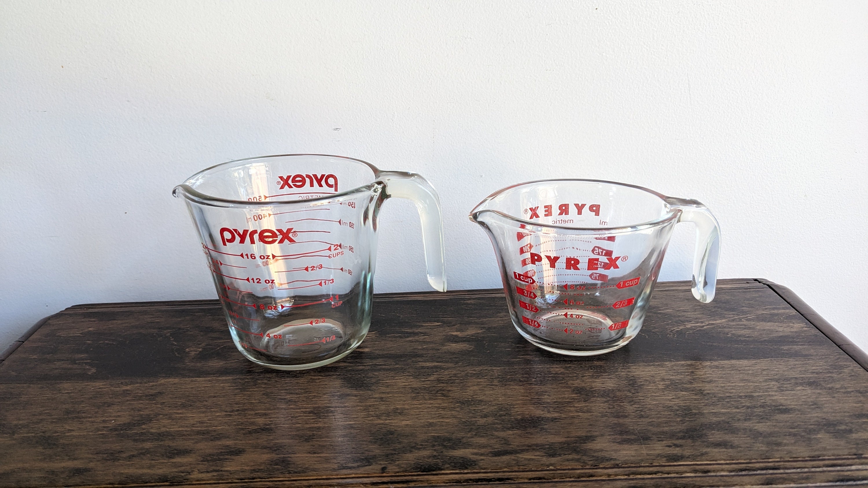 Vintage Pyrex Glass 1 Quart 4 Cups 32 Oz 1 Liter Measuring Cup, Handle 532