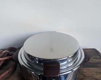 Macchina per waffle Toastmaster vintage, modello 2D2
