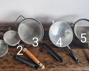 Small strainers (P)