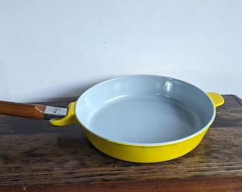 Casron yellow enameled cast iron skillet 9 1/2"