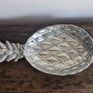 Wilton pineapple serving dish bowl Armetale silver metal