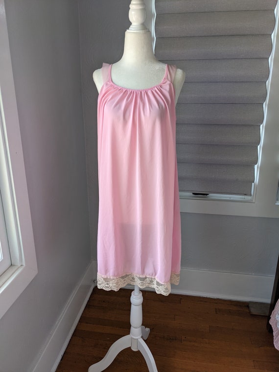 Cute Vintage Pink Nylon Nightgown Size 