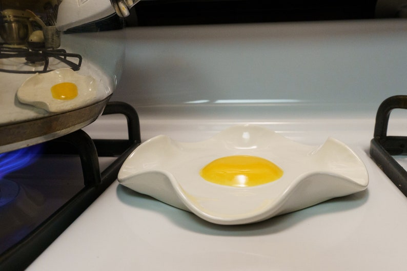 Fried Egg Spoon Rest Handmade Ceramic Kitchen Accessories 5 wide image 4