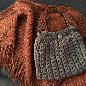 Hand crocheted bag image 2