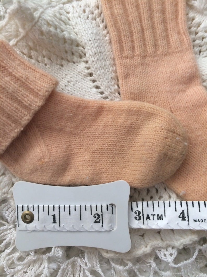 Antique Vtg Baby Doll Pink Wool Winter Warm Primitive Teddy Bear Prim A34