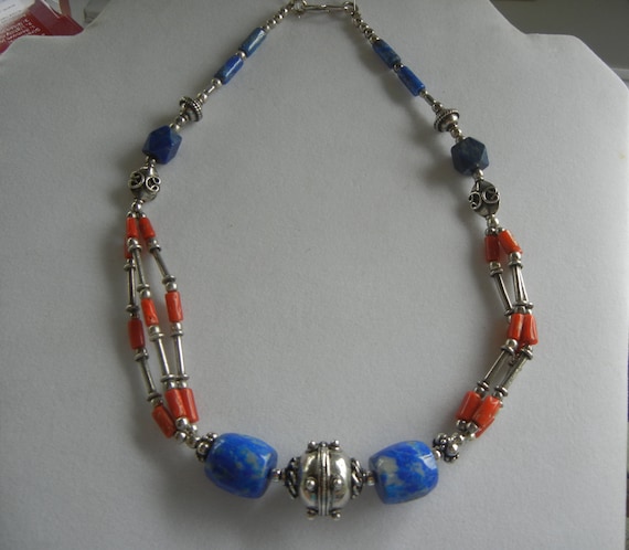 Vintage sterling silver, lapis lazuli and coral R… - image 1