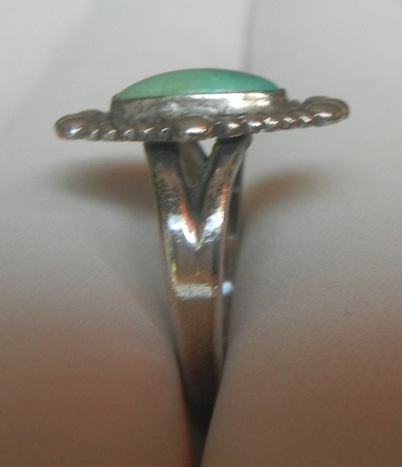 Vintage Bell Trading Post Navajo turquoise & sterling silver size 6.5 ring, 4 grams, 3/4x 1/2. Bell Trading jewelry. Native American ring image 4