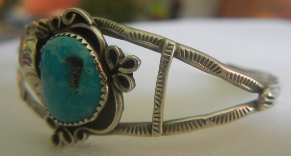 Dainty Navajo turquoise & sterling silver cuff br… - image 5