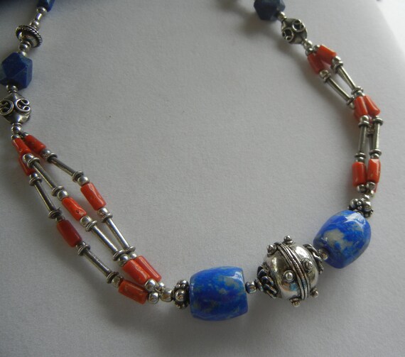 Vintage sterling silver, lapis lazuli and coral R… - image 2