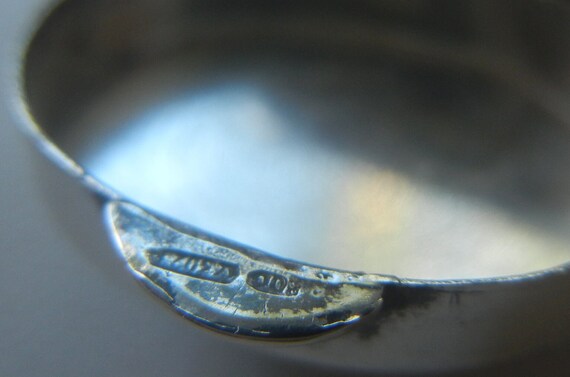 Vintage Embossed Sterling Silver Snuff Box: Tiny … - image 10