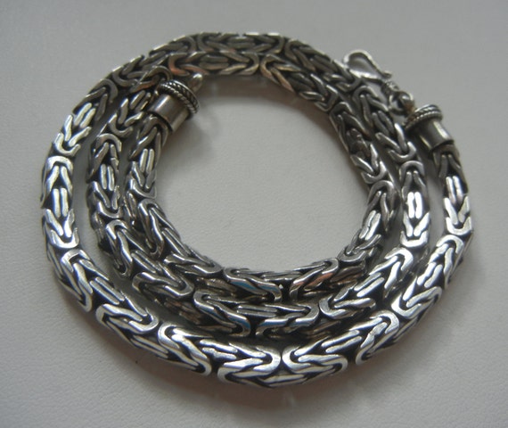 18" Bali Byzantine 4.1mm square link chain sterli… - image 1