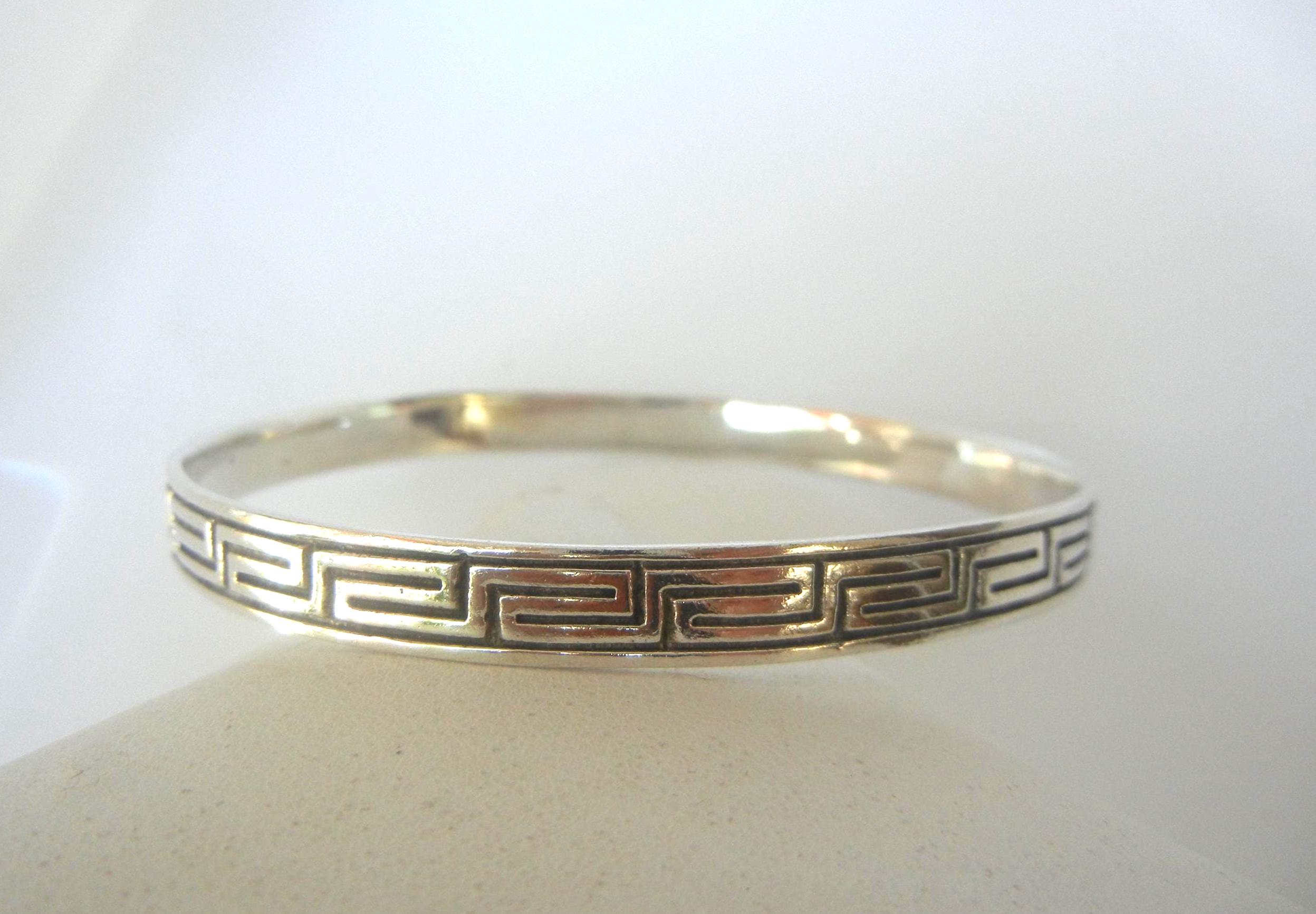 Vintage Greek Key Sterling Silver Bangle: 8-1/4